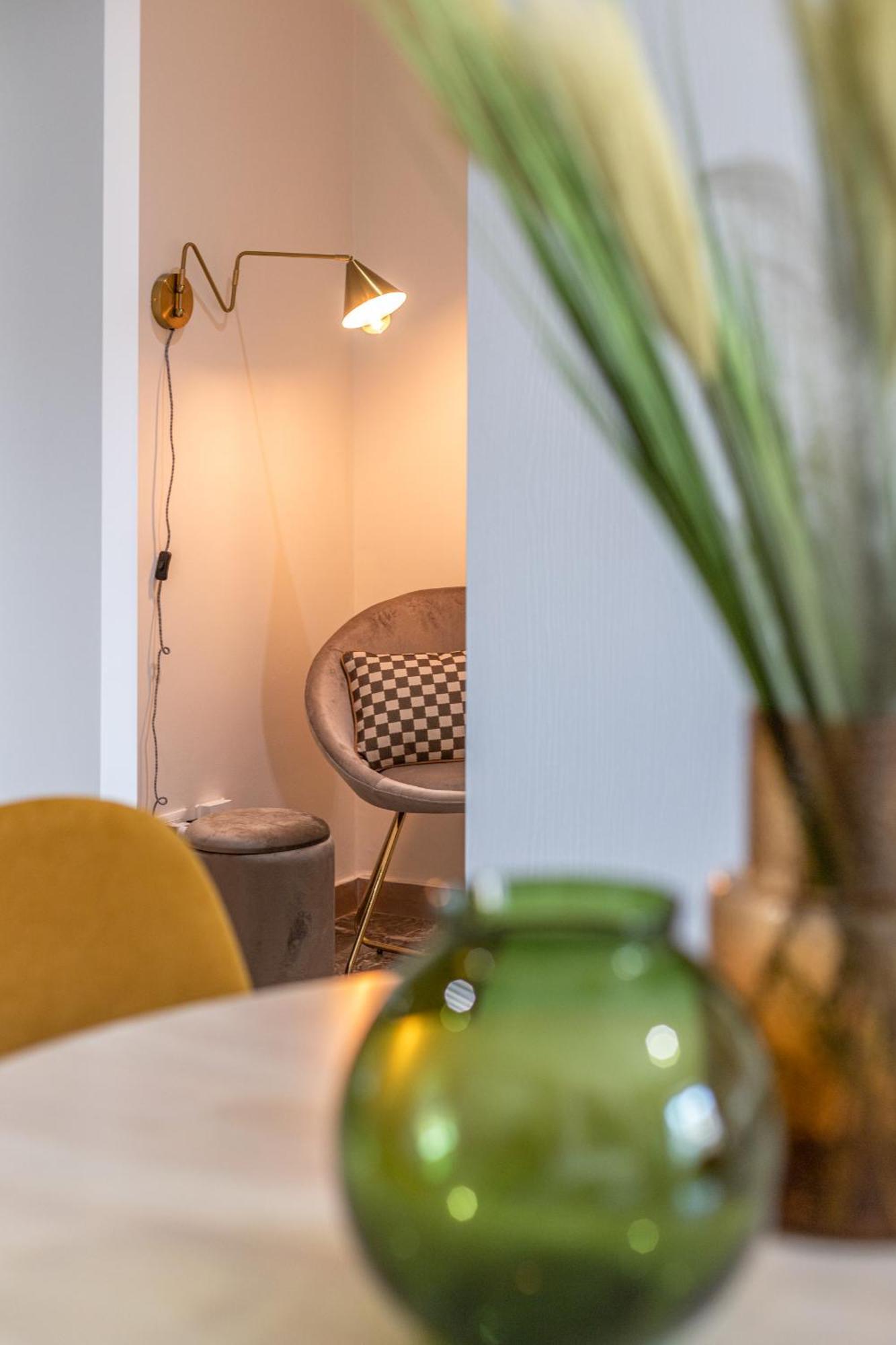 Apartment Cornelia Cozy Rom