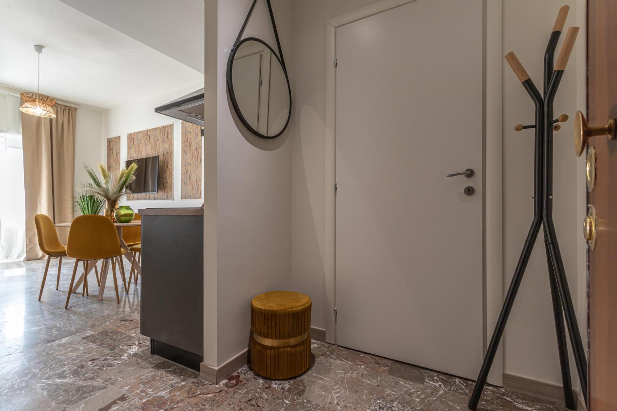 Cornelia Cozy Apartment