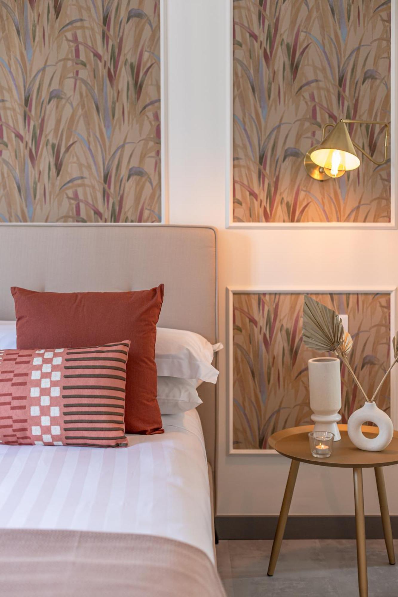 Cornelia Cozy Rom